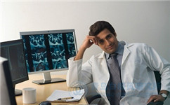  �沿�ֲ�������������