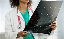 ƫ���ΰ���