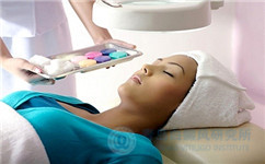 �����ܸ�����